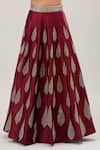 Samyukta Singhania_Maroon Net Embroidery Lehenga Set _at_Aza_Fashions