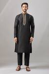 Arihant Rai Sinha_Black Embroidery Plain Banarasi Silk Kurta Set _Online_at_Aza_Fashions