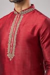 Arihant Rai Sinha_Maroon Embroidery Plain Banarasi Silk Kurta Set _at_Aza_Fashions