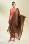 Samyukta Singhania_Brown Coffee And Gold-toned Cotton Tussar Dupatta_at_Aza_Fashions