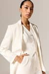 Buy_Manika Nanda_Ivory Crepe Twill 3 Piece Suit 