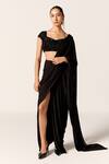 Buy_Manika Nanda_Black High Slit Pre-draped Saree With Blouse _at_Aza_Fashions