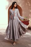 Buy_Isha Gupta Tayal_Gray Grey Chanderi Printed Kurta Set _at_Aza_Fashions