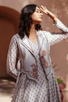 Buy_Isha Gupta Tayal_Gray Grey Chanderi Printed Kurta Set _Online_at_Aza_Fashions