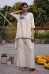 Midushi Bajoria_Off White Floral Embroidered Kurta Set _at_Aza_Fashions