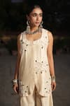 Midushi Bajoria_Off White Silk Chanderi Kurta Set _Online_at_Aza_Fashions