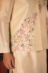 Shop_Midushi Bajoria_Off White Embroidered Bundi Kurta Pant Set 