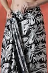 Samyukta Singhania_Black Chiffon V-neck Printed Pre-draped Saree Set _at_Aza_Fashions