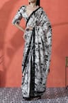 Samyukta Singhania_Off White V-neck Printed Pre-draped Saree And Blouse Set _Online_at_Aza_Fashions