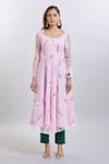 Buy_Samyukta Singhania_Pink Georgette Embroidery, Zari Hand Paint Kurta Set _Online_at_Aza_Fashions