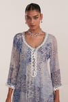 Mustard Moon by Neyha and Vrinda_Blue Georgette Lace, Embroidery V-neck Cornflower Printed Kurta Set _Online_at_Aza_Fashions