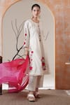 Surabhi Arya_White Chanderi Embroidery, Tassels Round Neck Floral Kurta Set _at_Aza_Fashions