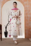 Buy_Surabhi Arya_White Chanderi Embroidery V-neck Floral Kurta Set _at_Aza_Fashions