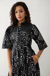 Buy_Son of A Noble Snob_Black Cotton Satin Collared Bolder Anther Print Midi Dress 