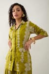 Son of A Noble Snob_Green Cotton Satin Collared Leaf Barbed Print Shirt _Online_at_Aza_Fashions