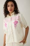 Son of A Noble Snob_Off White Cotton Satin Embroidery Collared Spring Farm Shirt 