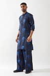 Buy_Son of A Noble Snob_Navy Linen Printed Kurta Set _Online_at_Aza_Fashions