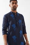 Buy_Son of A Noble Snob_Navy Linen Printed Kurta Set 