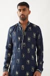 Son of A Noble Snob_Navy Linen Slate Stamp Kurta Set _at_Aza_Fashions