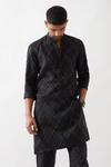 Son of A Noble Snob_Black Linen Printed Kurta Set _at_Aza_Fashions