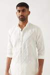 Son of A Noble Snob_White Linen Embroidery Printed Slim Fit Kurta Set _at_Aza_Fashions