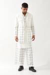 Son of A Noble Snob_White Linen Applique Printed Bundi Kurta Trouser Set _at_Aza_Fashions