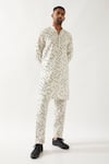 Shop_Son of A Noble Snob_Ivory Linen Applique Printed Slim Fit Kurta Set _Online_at_Aza_Fashions