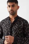 Buy_Son of A Noble Snob_Black Linen Applique Printed Slim Fit Kurta Set 