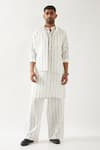 Buy_Son of A Noble Snob_White Linen Madox Vine Printed Bundi 