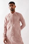 Buy_Son of A Noble Snob_Pink Linen Solid Pleated Kurta Set 