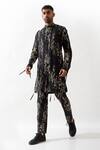 Buy_Son of A Noble Snob_Black Linen Slim Fit Printed Kurta _at_Aza_Fashions