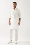 Buy_Son of A Noble Snob_White Linen Slim Fit Printed Kurta _Online_at_Aza_Fashions