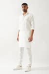Shop_Son of A Noble Snob_White Linen Slim Fit Printed Kurta _Online_at_Aza_Fashions