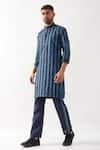 Buy_Son of A Noble Snob_Navy Linen Printed Slim Fit Kurta _Online_at_Aza_Fashions