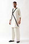 Son of A Noble Snob_Ivory Linen Slim Fit Walter Kurta _Online_at_Aza_Fashions