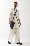 Shop_Son of A Noble Snob_Ivory Linen Slim Fit Walter Kurta _Online_at_Aza_Fashions