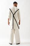 Shop_Son of A Noble Snob_Ivory Linen Slim Fit Walter Kurta _at_Aza_Fashions