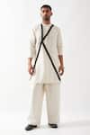 Son of A Noble Snob_Ivory Linen Slim Fit Walter Kurta _at_Aza_Fashions