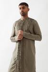 Buy_Son of A Noble Snob_Olive Green Linen Slim Fit Pleated Kurta 