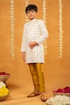 JILMIL DREAMWEAR_Off White Embroidery Printed Kurta Set _Online_at_Aza_Fashions