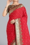 Buy_Samyukta Singhania_Red Brocade, Silk Embroidery Round Neck Banarasi Saree Set _Online_at_Aza_Fashions