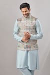 Buy_Ariyana By Aza_Multi Color Georgette Embroidery Dori Bundi And Kurta Set 