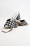 Buy The Alter Black T-shaped Houndstooth Block Heels Buy_The Alter_Black T-shaped Houndstooth Block Heels