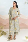 Buy_BAISE GABA_Green Chiffon Embroidery V-neck Floral Tendril Kurta Set _at_Aza_Fashions