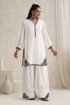 Shop_Wazir C_White Crepe, Silk Embroidery V-neck Kashmiri Aari Kurta Set _Online_at_Aza_Fashions