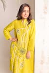 Buy_Myra Clothing Line_Green Cotton Embroidery Mandarin Collar Neon Floral Kurta Set _Online_at_Aza_Fashions