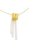 Zariin_Gold Plated Scent Of The Sea Pearl Pendant Necklace _Online_at_Aza_Fashions