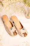 Buy_5elements_Beige Embroidery Mule Heels _at_Aza_Fashions