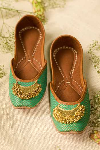 Buy_5elements_Green Designer Juttis With Embellishments _at_Aza_Fashions