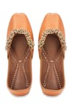 Shop 5elements Orange Ghunghroo Edit Zigzag Juttis at Aza Fashions Shop_5elements_Orange Ghunghroo Edit Zigzag Juttis _at_Aza_Fashions